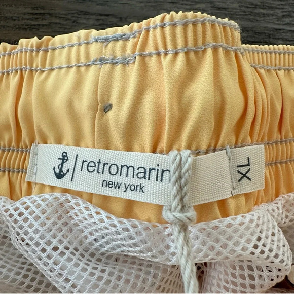 NWT Retromarine NY Mens XL color block Mesh Lined Swim Trunks Shorts Yellow New - Picture 2 of 4